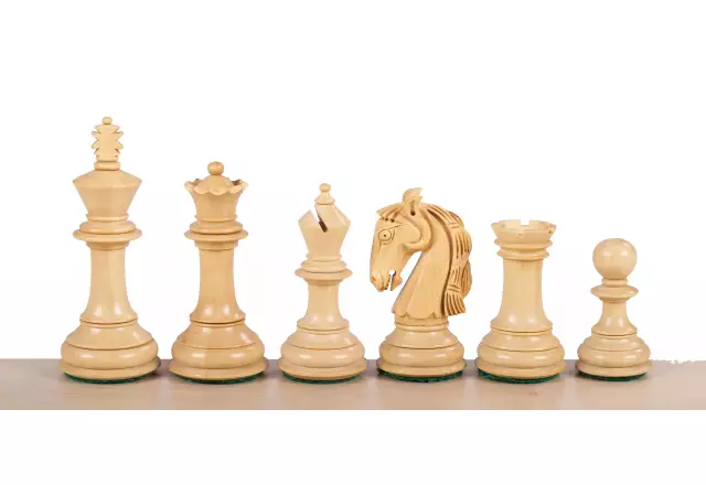 Pièces d'Échecs Staunton en bois de Buis et d'Acacia