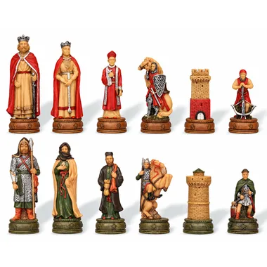 Piezas de ajedrez Camelot: reyes, obispos, caballeros y torres pintados a mano