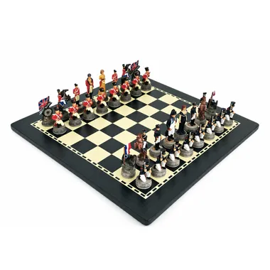Juego de ajedrez Batalla de Waterloo pintado sobre tablero de madera negro y marfil