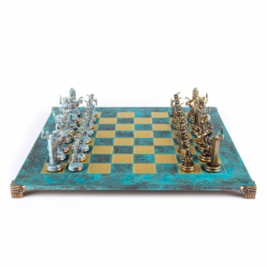 Alternative view of Conjunto de Juego de Ajedrez de la Mitología Griega – Piezas de Metal Azul y Bronce