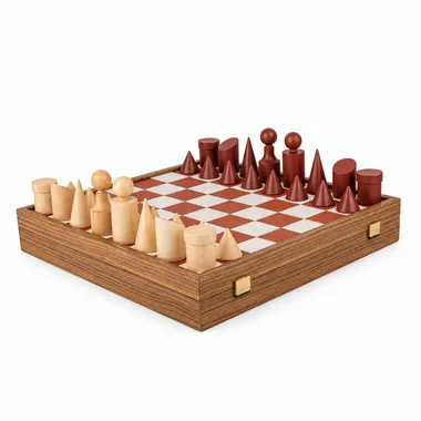 Conjunto de Ajedrez Estilo Bauhaus en Madera y Tablero de Juego en Similcuero - Terracota y Blanco - 40 x 40 cm