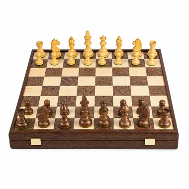 Juego de ajedrez completo en madera de nogal y roble, piezas Staunton en posición inicial