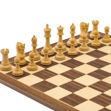 Ensemble d’échecs Leningrad en Acacia et Noyer