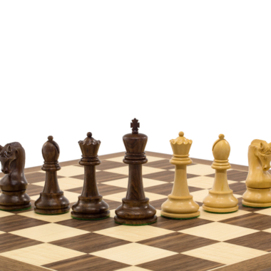 Ensemble d’échecs Leningrad en Acacia et Noyer