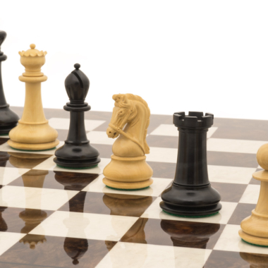 Ensemble d’Échecs de Luxe Grand Monarch en Ébène et Noyer
