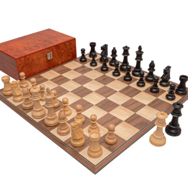 Ensemble d’Echecs Staunton Conquest – Pièces en Bois et Echiquier Pliant en Bois de Noyer et Erable
