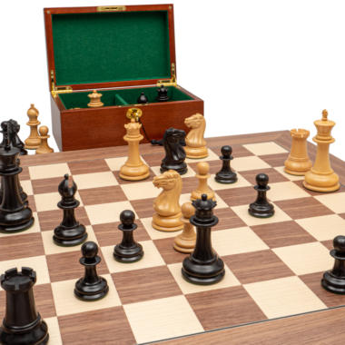 Jeu d’échecs de luxe Staunton 1851 en ébène et noyer – Reproduction