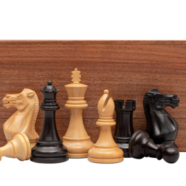 Ensemble d’échecs Staunton Compétition Noir et Wengé avec Coffret
