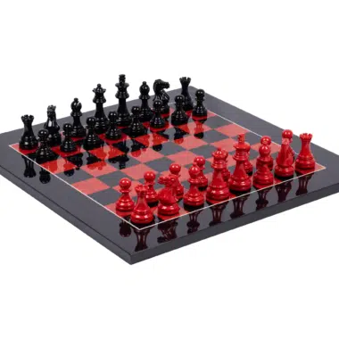 Juego de ajedrez completo en madera lacada roja y negra sobre tablero de ajedrez en raíz de brezo brillante 42cm