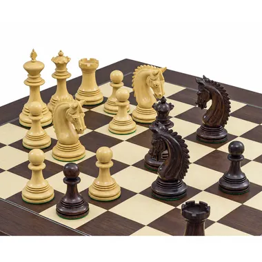 Partida en curso con piezas blancas y negras en el juego de ajedrez Lemington - Le Palais Des Echecs